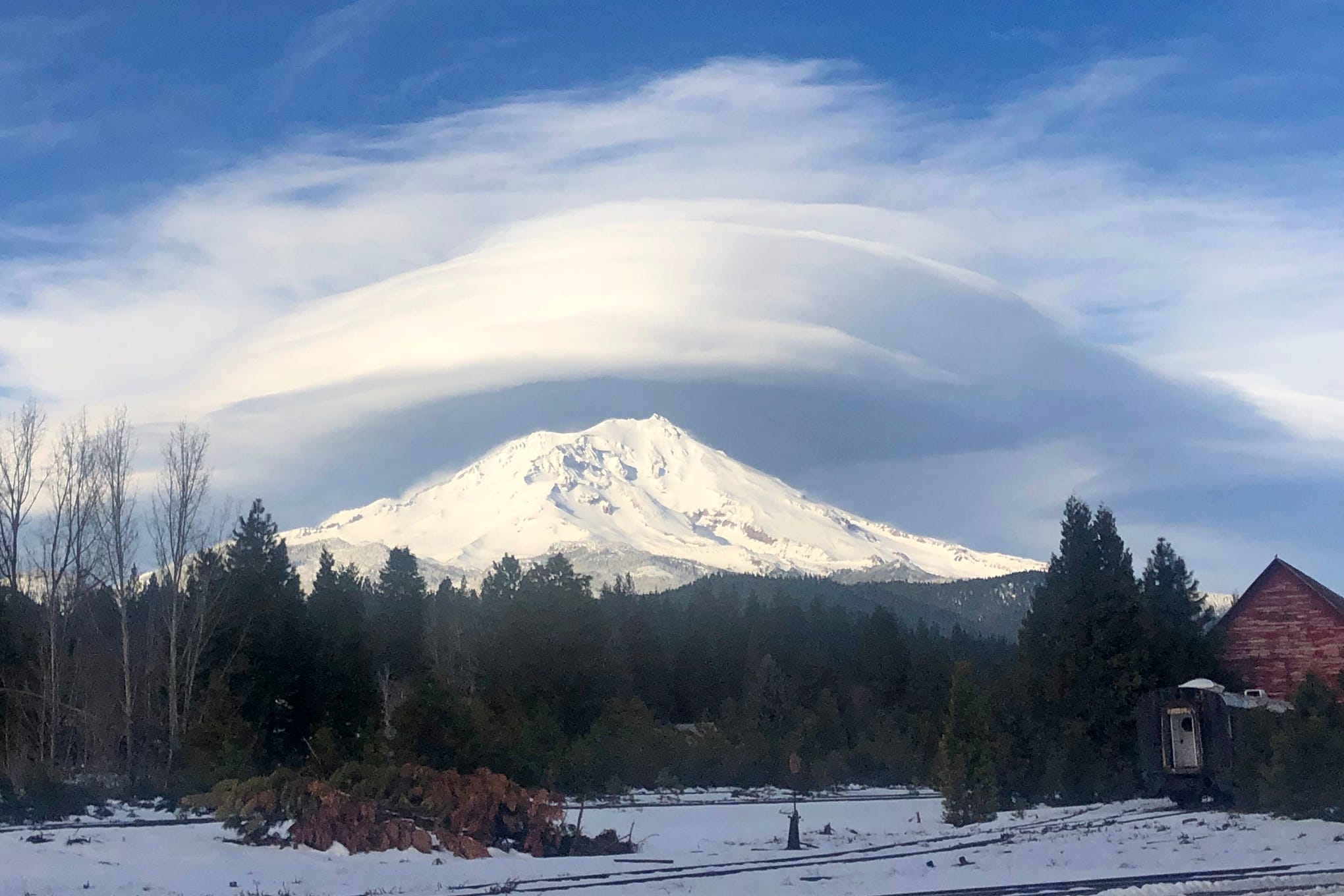 Mt. Shasta and a lenticular cloud from McCloud.